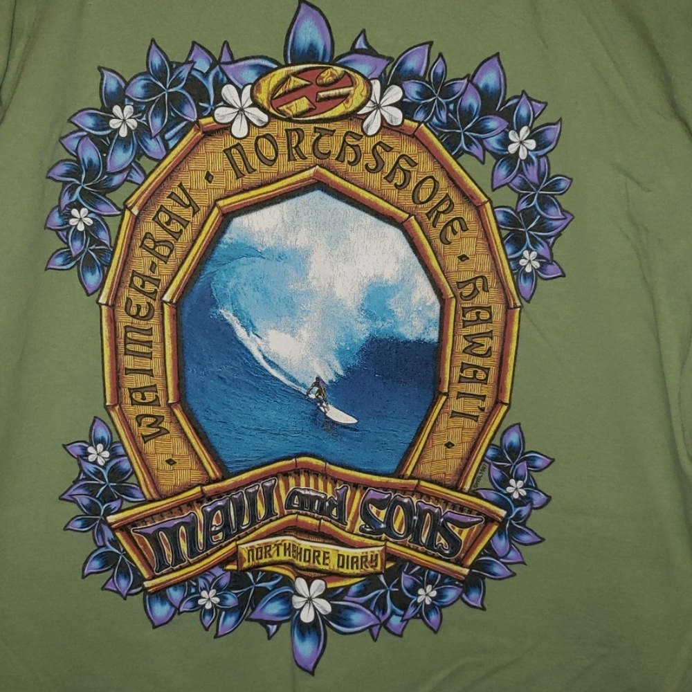 LAST CHANCE, MOVING!🏄‍♀️Maui & Sons tshirt🌴